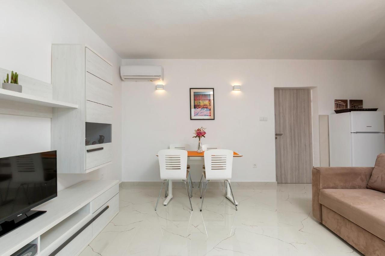 Apartments Marija 821 PUY Exterior foto